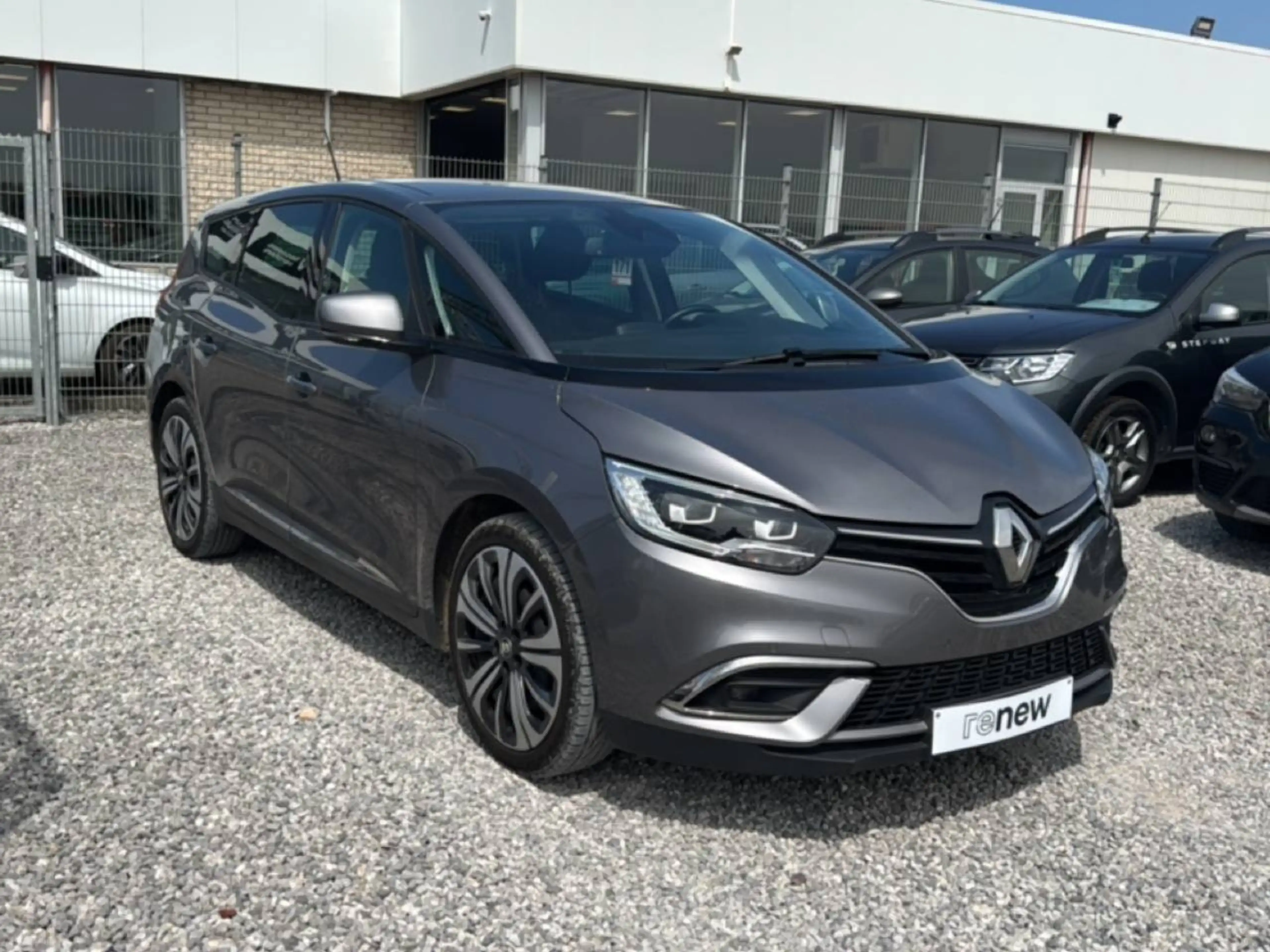 Renault Grand Scenic Grand Scénic 1.33 TCe Equilibre GPF — photo 2