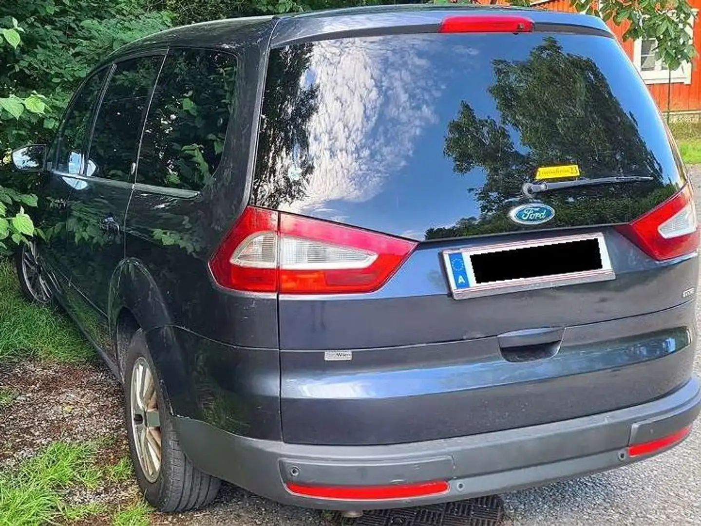Ford Galaxy Galaxy Trend 2,0 TDCi DPF Trend Grau - 2