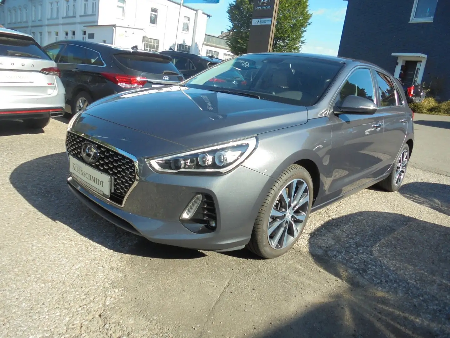 Hyundai i30 1.4 Premium AHK LED NAVI VOLL AUSSTATTUNG Grau - 1