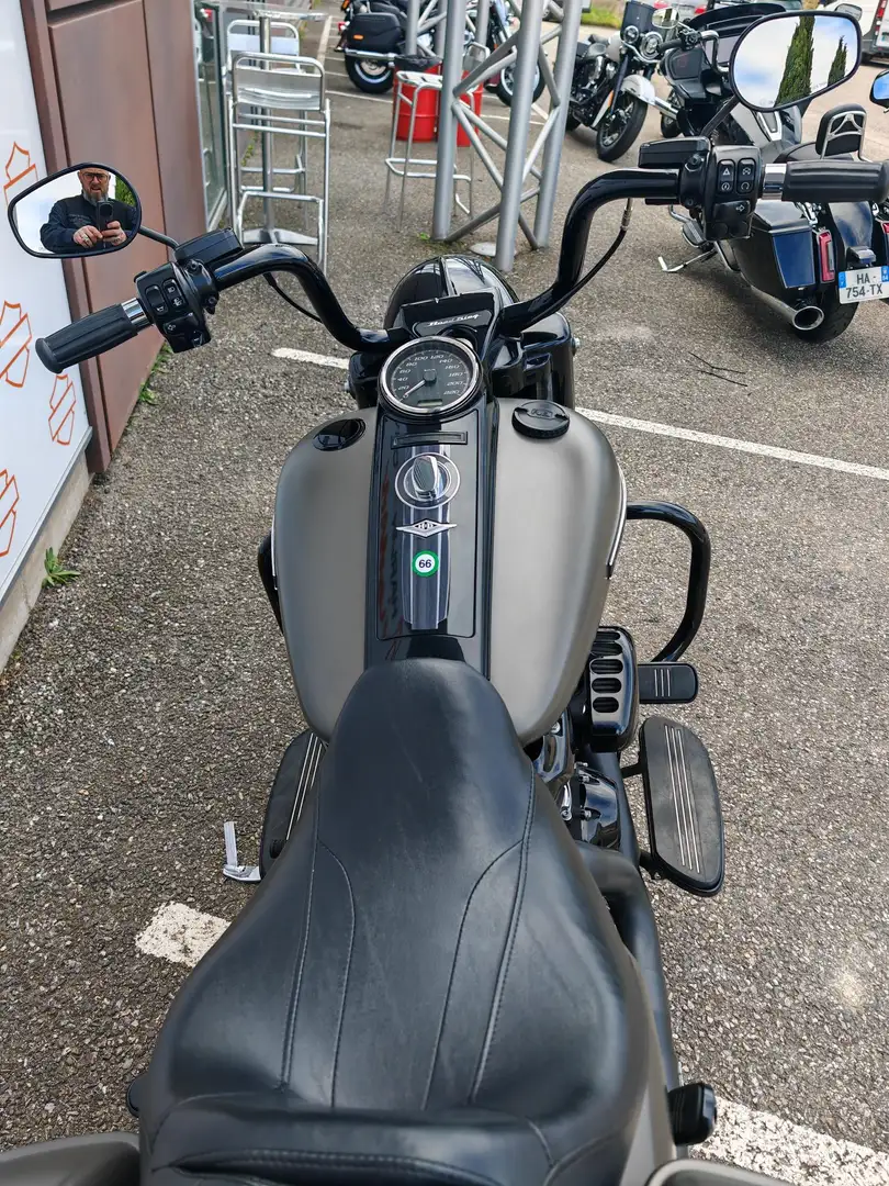 Harley-Davidson Road King Verde - 2