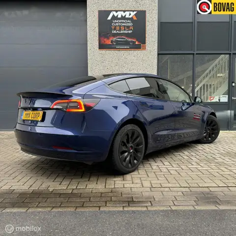 Tesla Model 3 Standard Range + MMX PACK + IAP + TREKHAAK