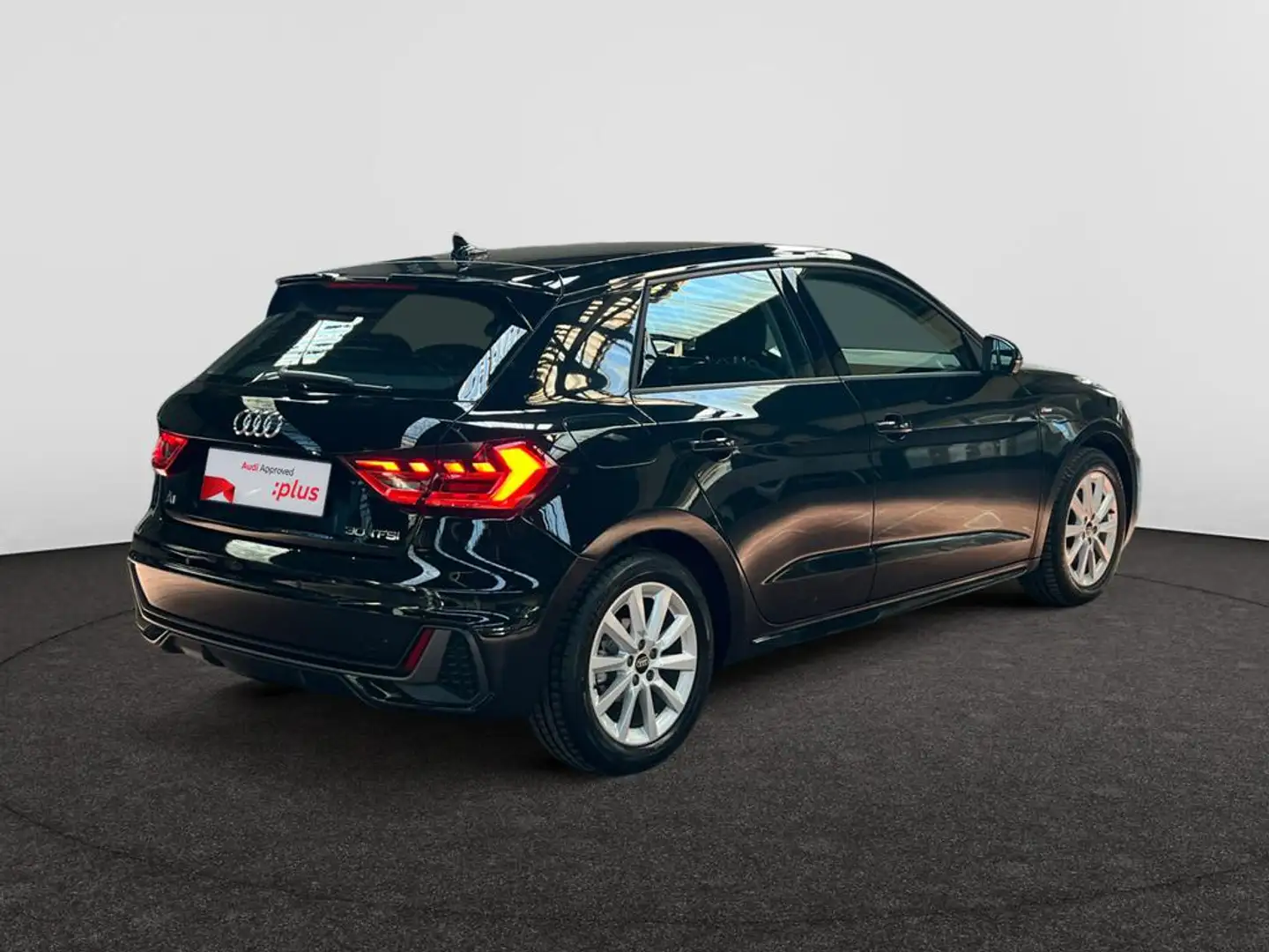 Audi A1 Sportback Audi A1 Sportback S line 30 TFSI  85(116 crna - 2