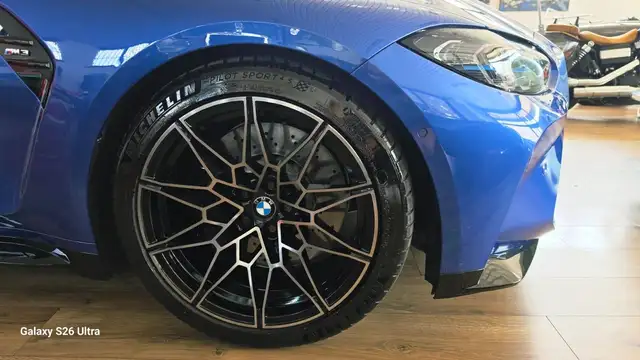 BMW M3 view 21