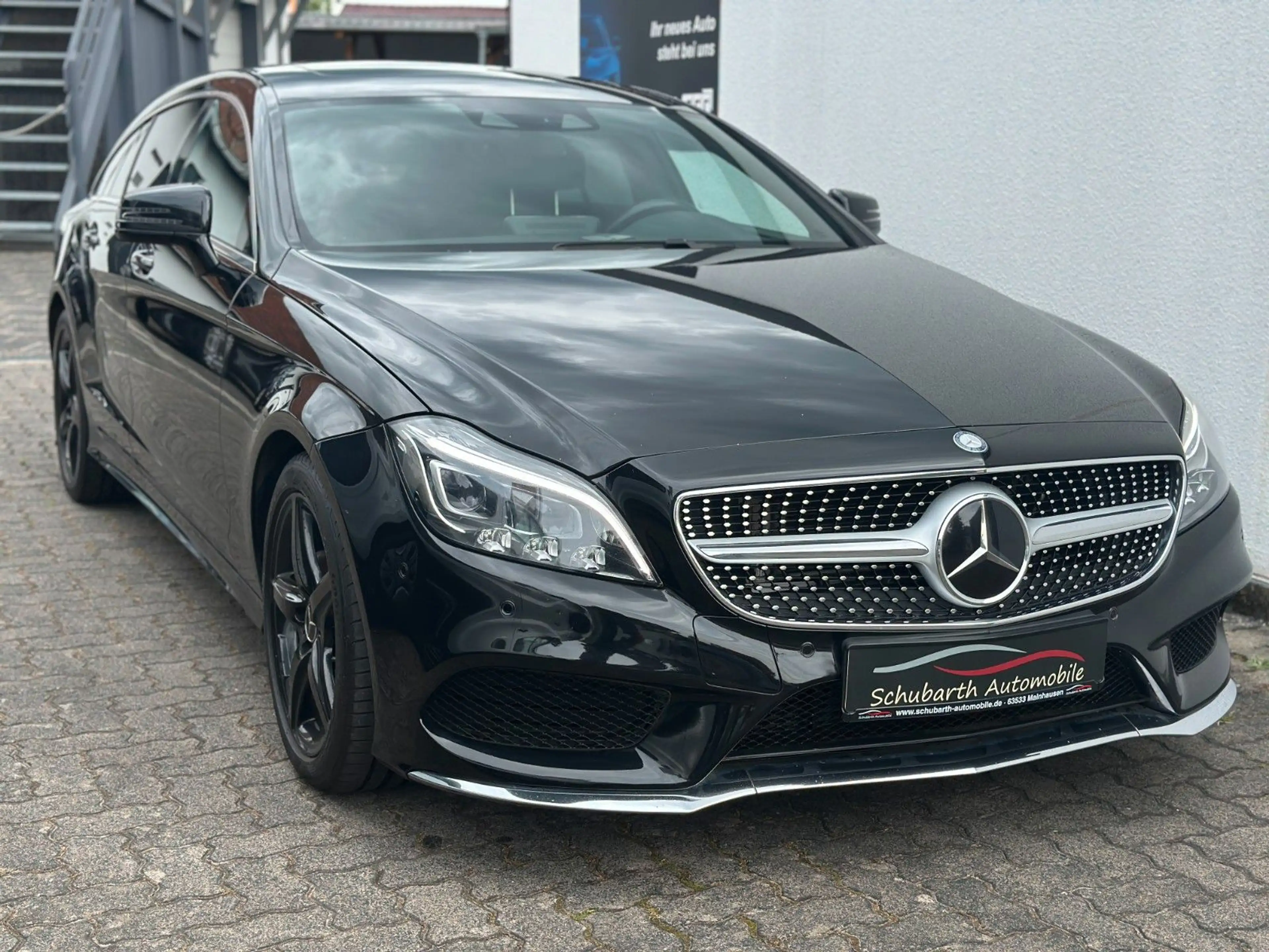 Mercedes-Benz CLS CLS 350d Shooting Brake 4Matic AMG Leder eSD LED — photo 12