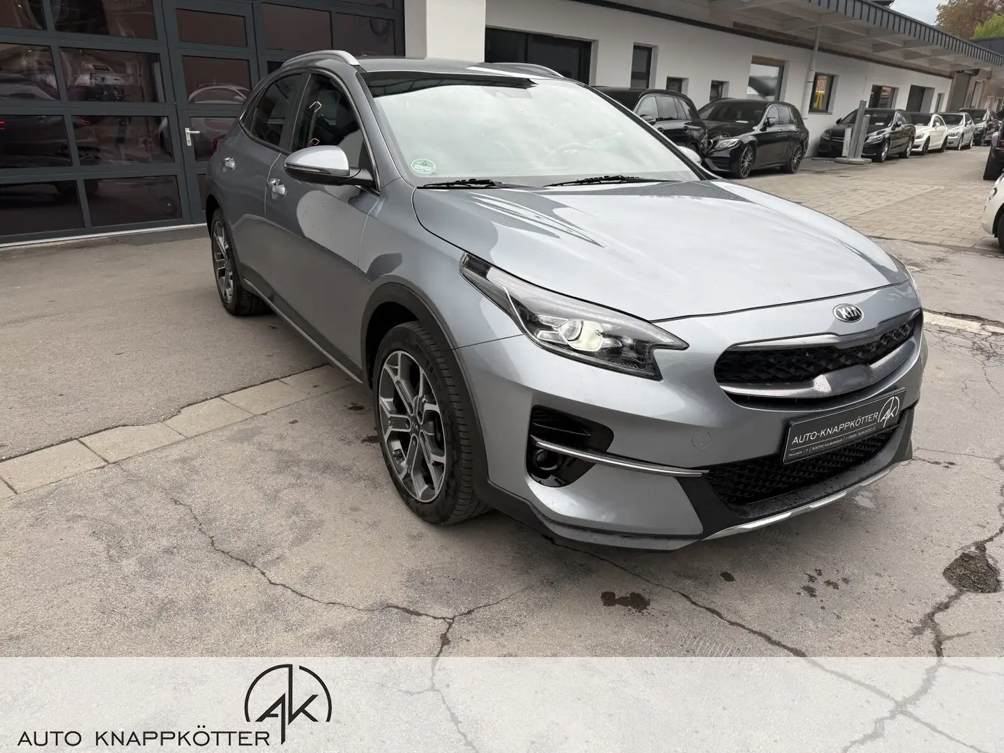 Kia XCeed Xceed 1.6 Plug-in Hybrid Vision (EURO 6d) Navi/BC Plateado - 2