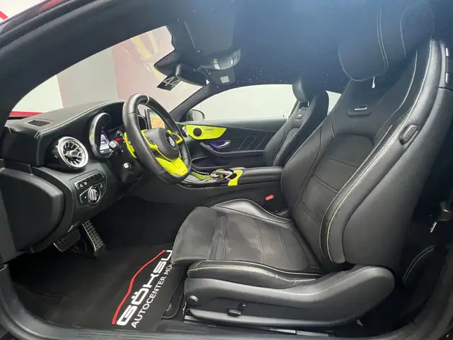 Mercedes-Benz C-Class view 9