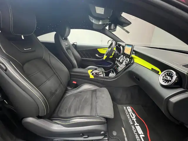 Mercedes-Benz C-Class view 13