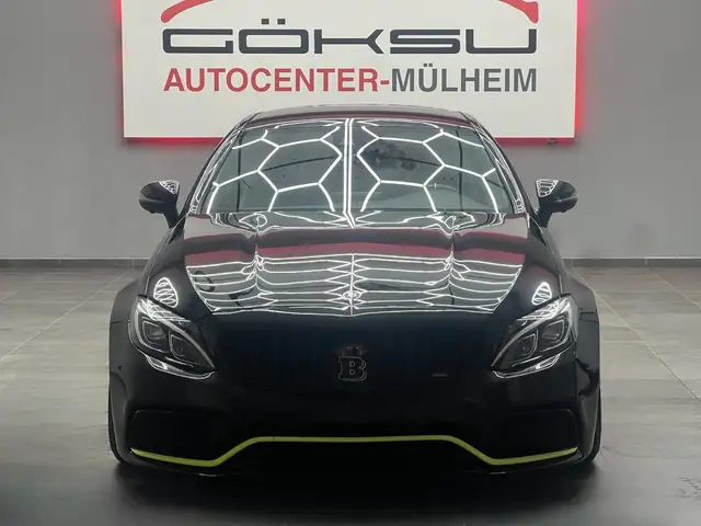Mercedes-Benz C-Class view 3