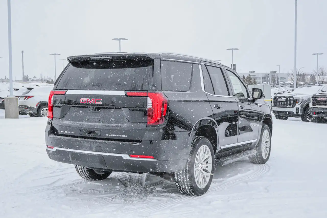 GMC Yukon снимка GMC Yukon