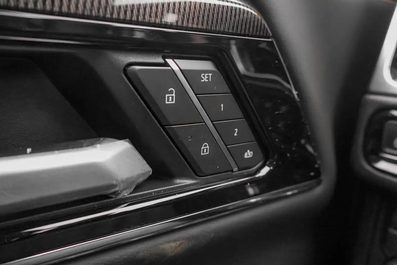 GMC Yukon снимка GMC Yukon
