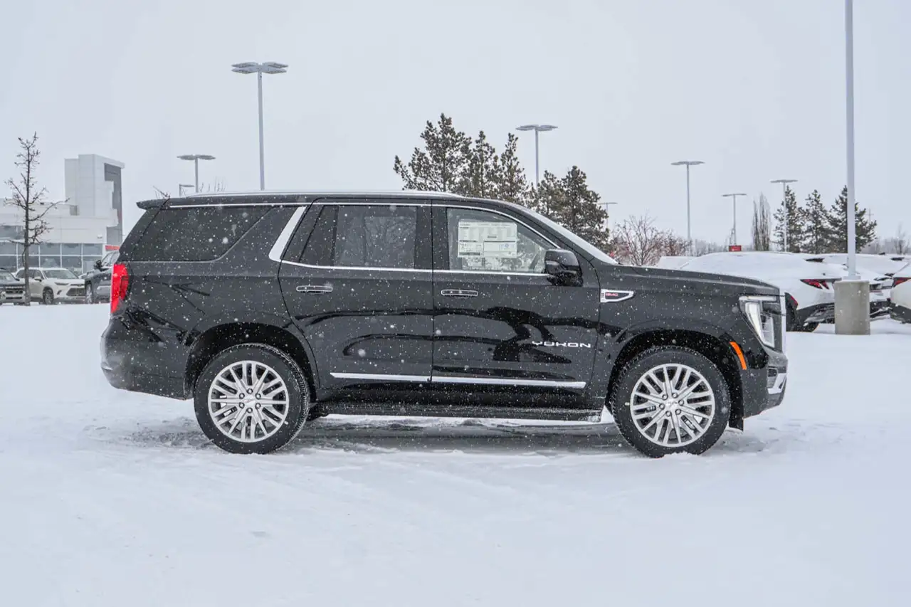 GMC Yukon снимка GMC Yukon