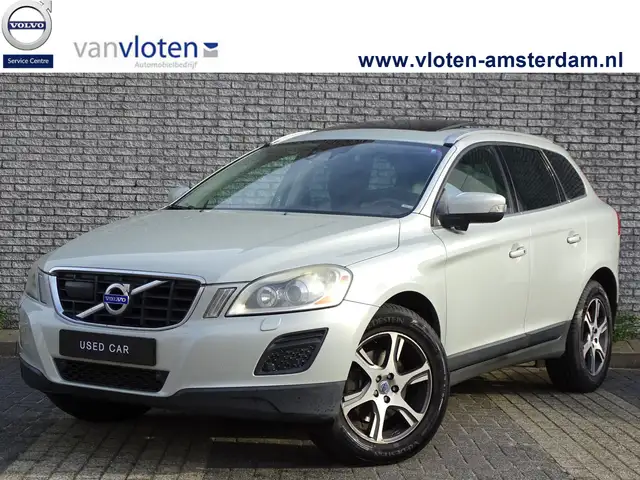 Volvo XC60 3.0 T6 AWD Summum | leder | pano dak | blis | prem