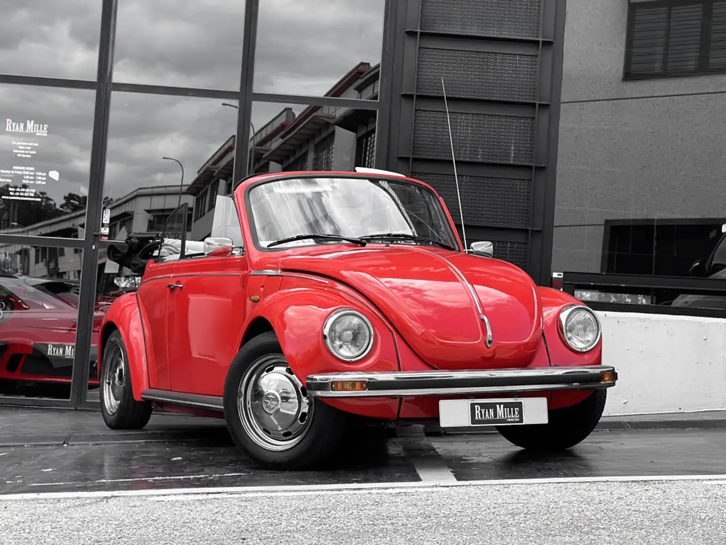 Volkswagen Beetle 1500 Cabriolet Czerwony - 1