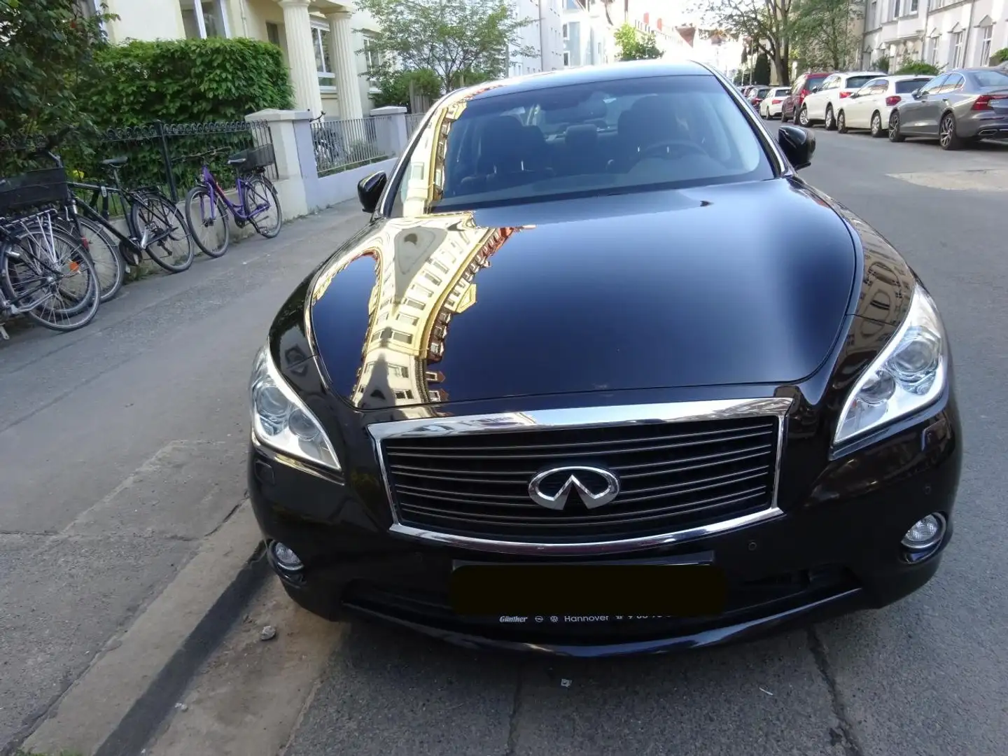 Infiniti M35 M Hybrid M35h GT Premium - 2