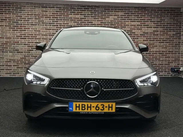 Mercedes-Benz Cla view 5
