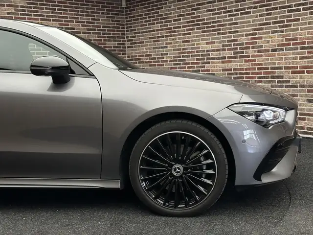 Mercedes-Benz Cla view 8