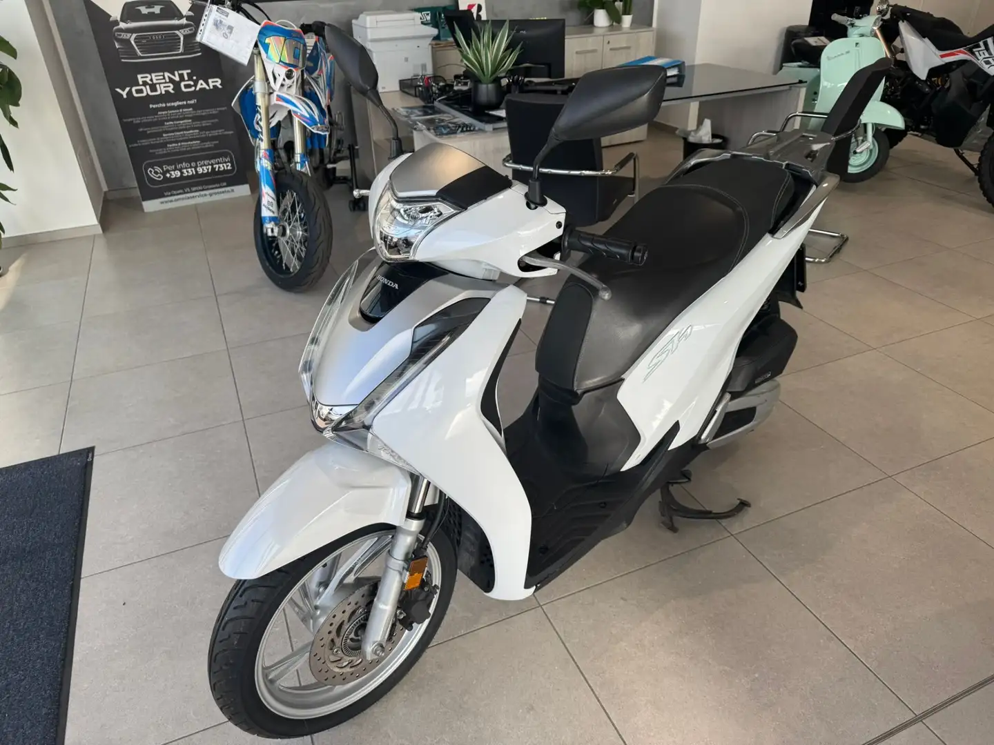 Honda SH 125 Bianco - 1
