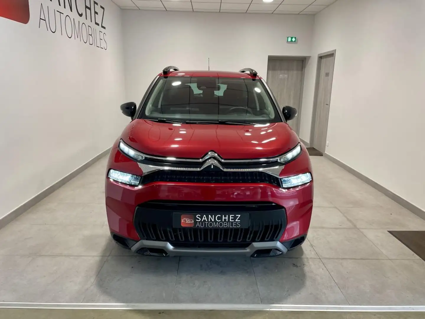 Citroen C3 Aircross (2) 1.5 BLUEHDI 110 PLUS Rojo - 2