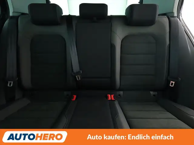 Volkswagen Golf view 15