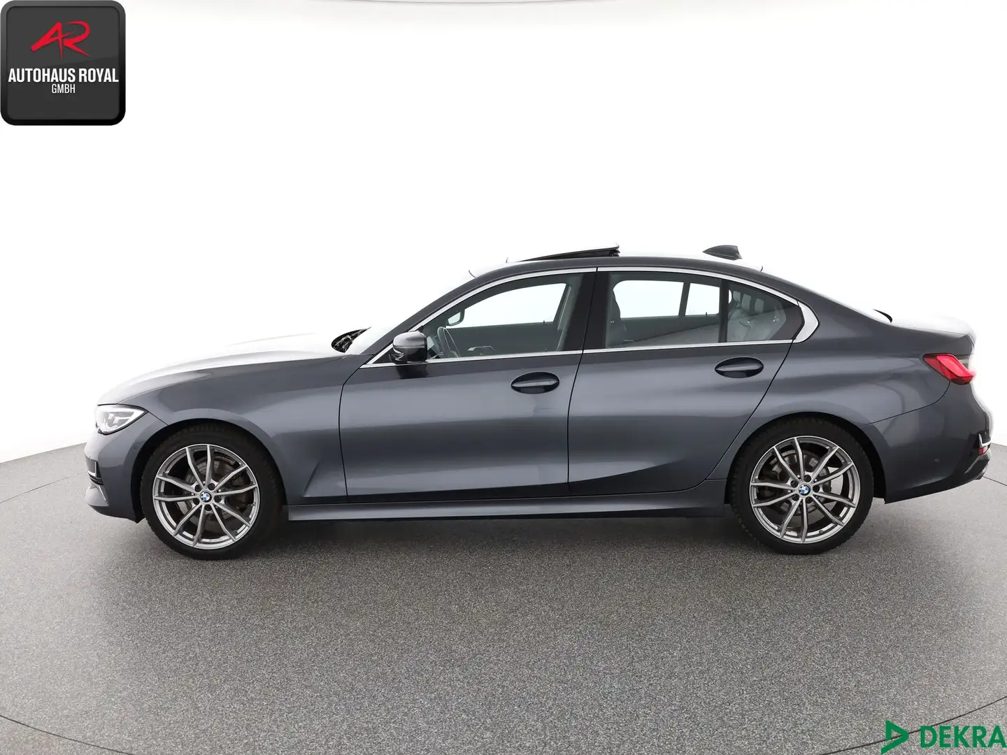 BMW 320 320 d LUXURY LINE GLASDACH,KAMERA,ACC,AHK,19ZOLL Grijs - 2