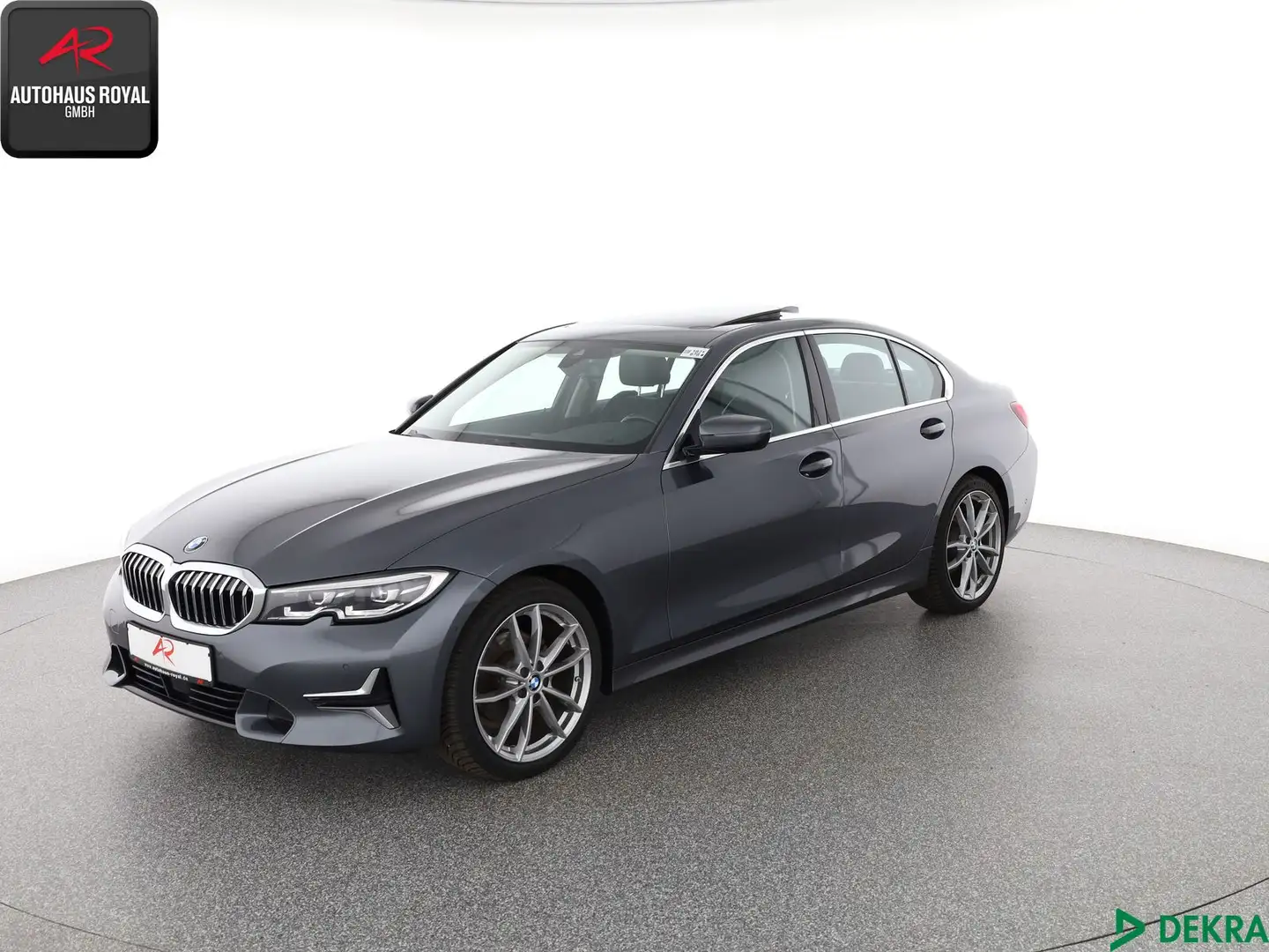BMW 320 320 d LUXURY LINE GLASDACH,KAMERA,ACC,AHK,19ZOLL Grijs - 1