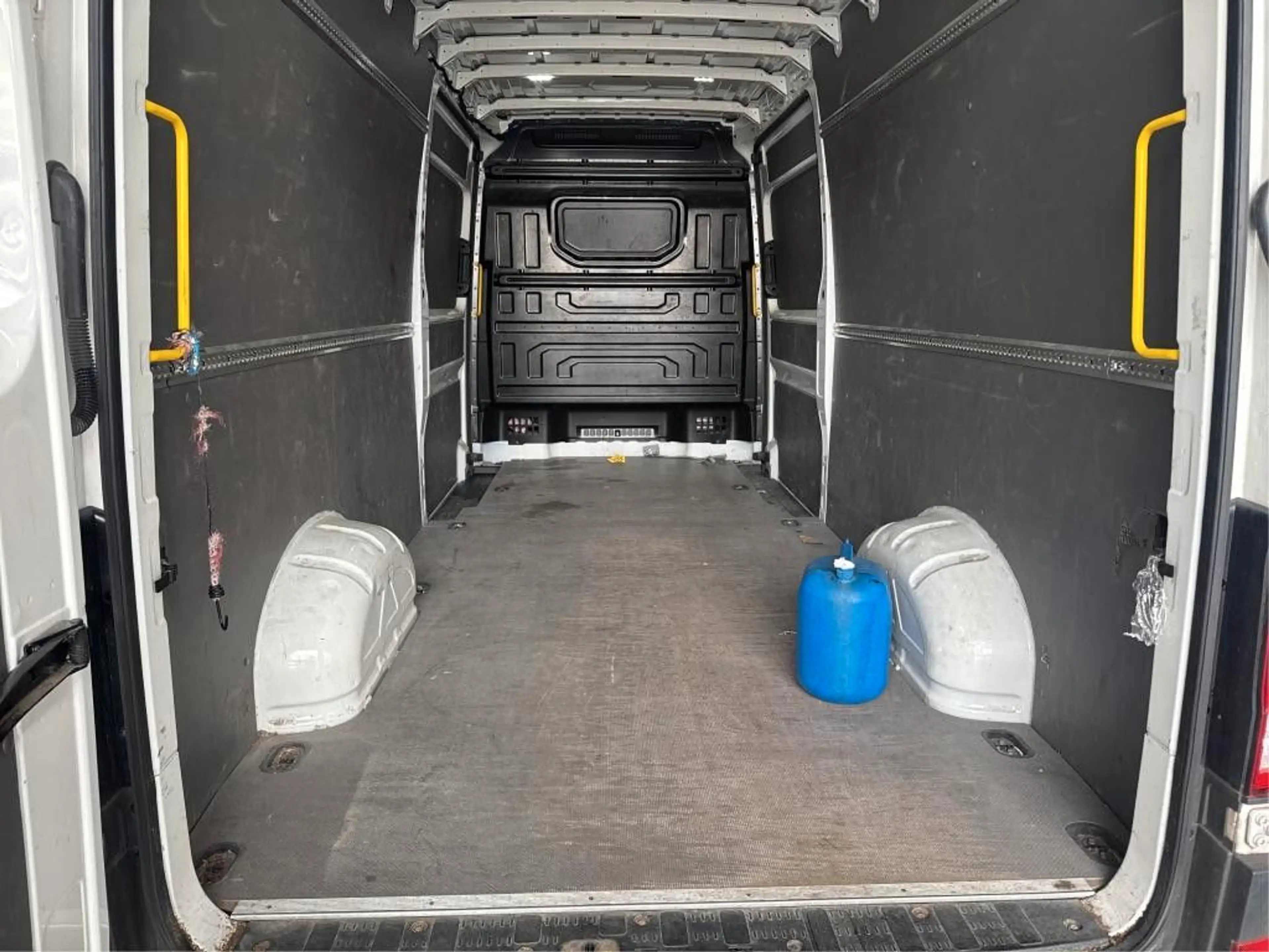 Volkswagen Crafter CRAFTER KASTEN 2.0 TDI 35 LANG HOCH/3SITZE/KAMER — photo 6