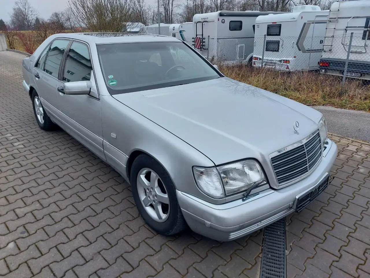 Mercedes-Benz S 320 aus zweiter Hand "Serviceheft gepflegt", foto 3