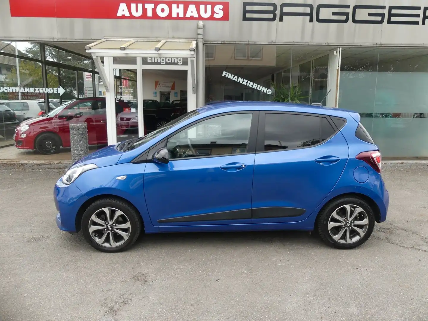 Hyundai i10 Passion + *Automatik* Blauw - 1