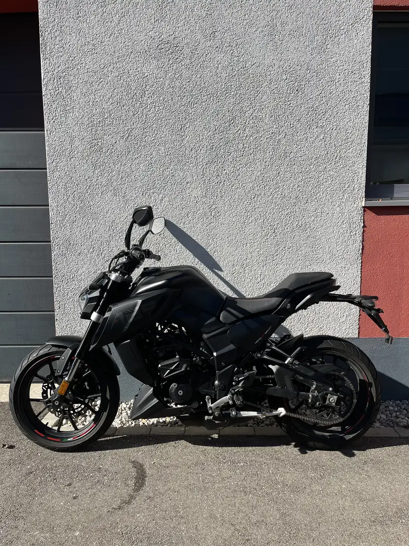 Motobi DL 125 Naked Noir - 1