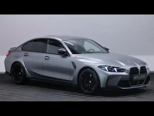 BMW M3 view 3