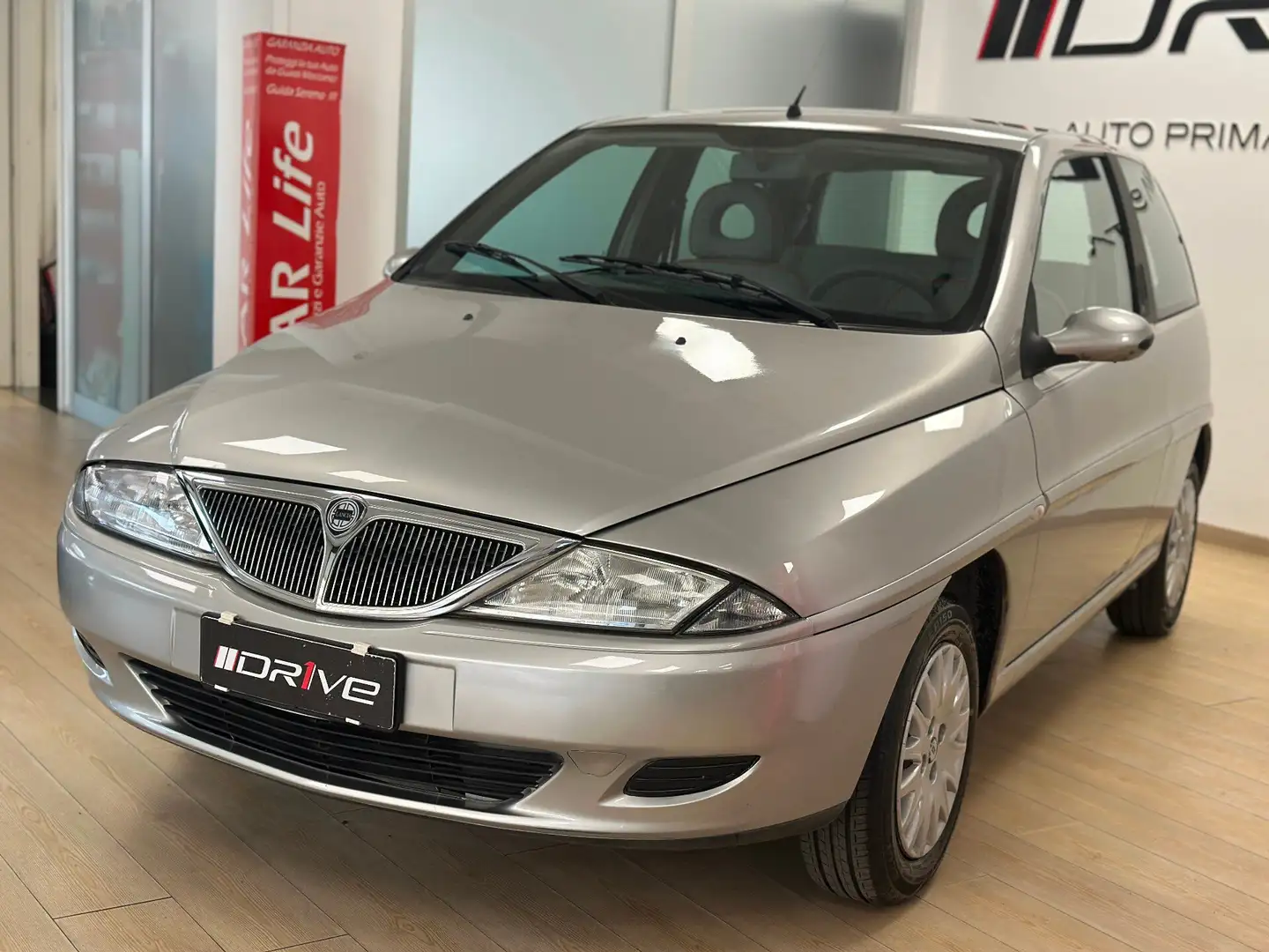 Lancia Y 1.2i 16V cat LS Argent - 1