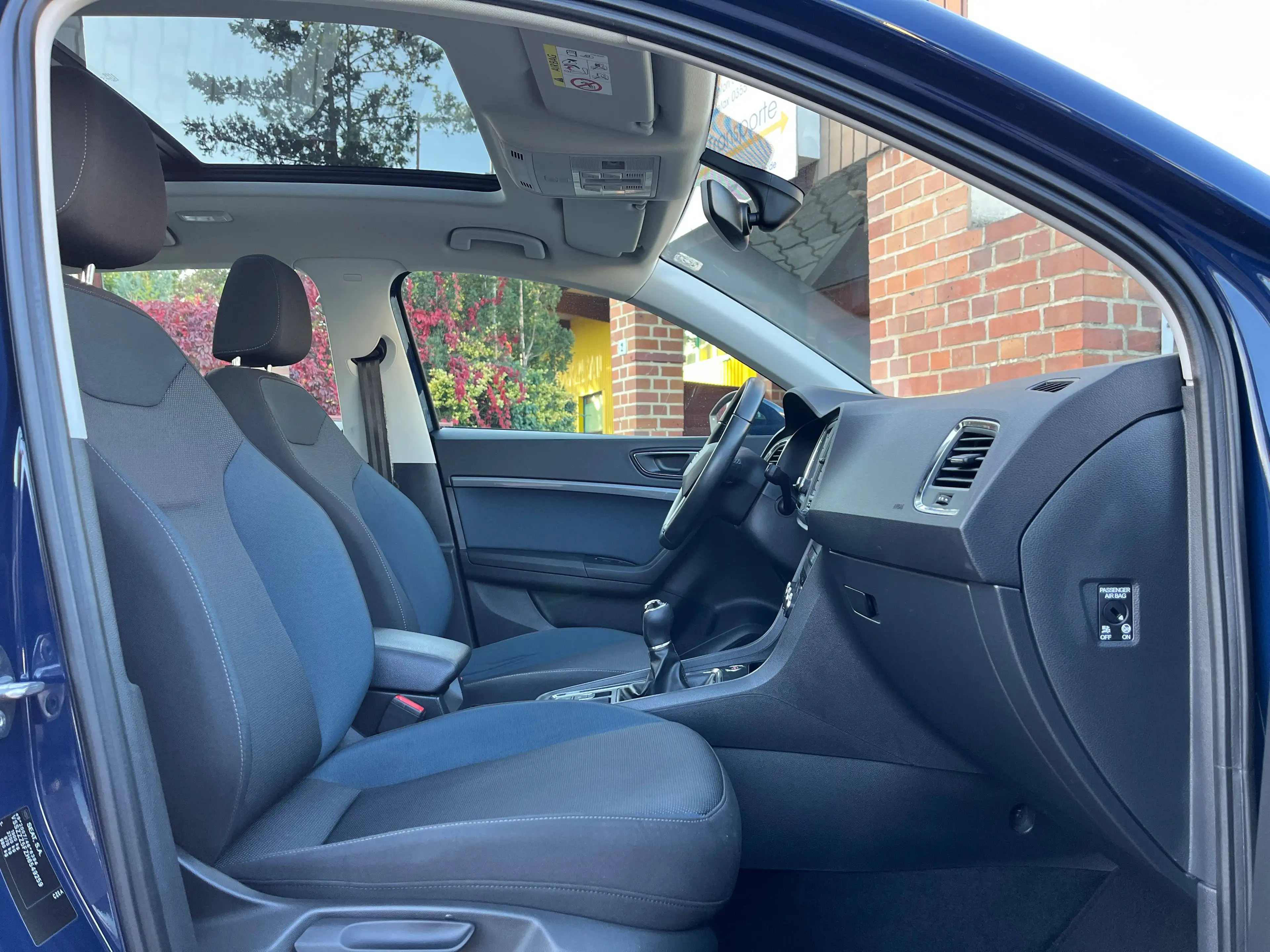 SEAT Ateca 360° Kamera - Sitzheizung - AHK - Panoramadach — photo 11