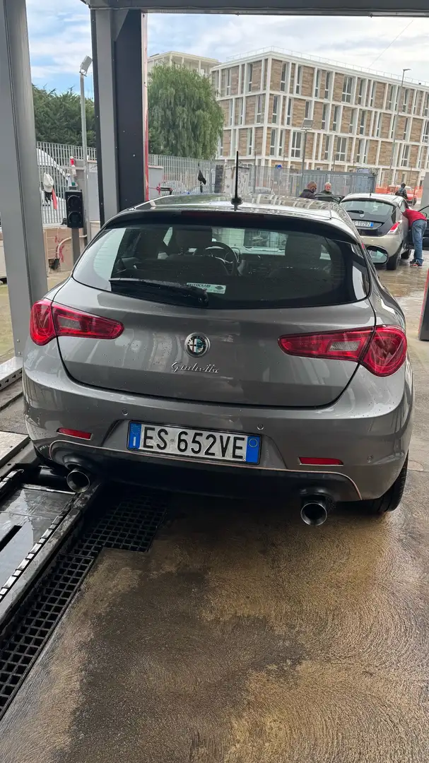 Alfa Romeo Giulietta 2.0 jtdm(2) Exclusive 170cv - 2