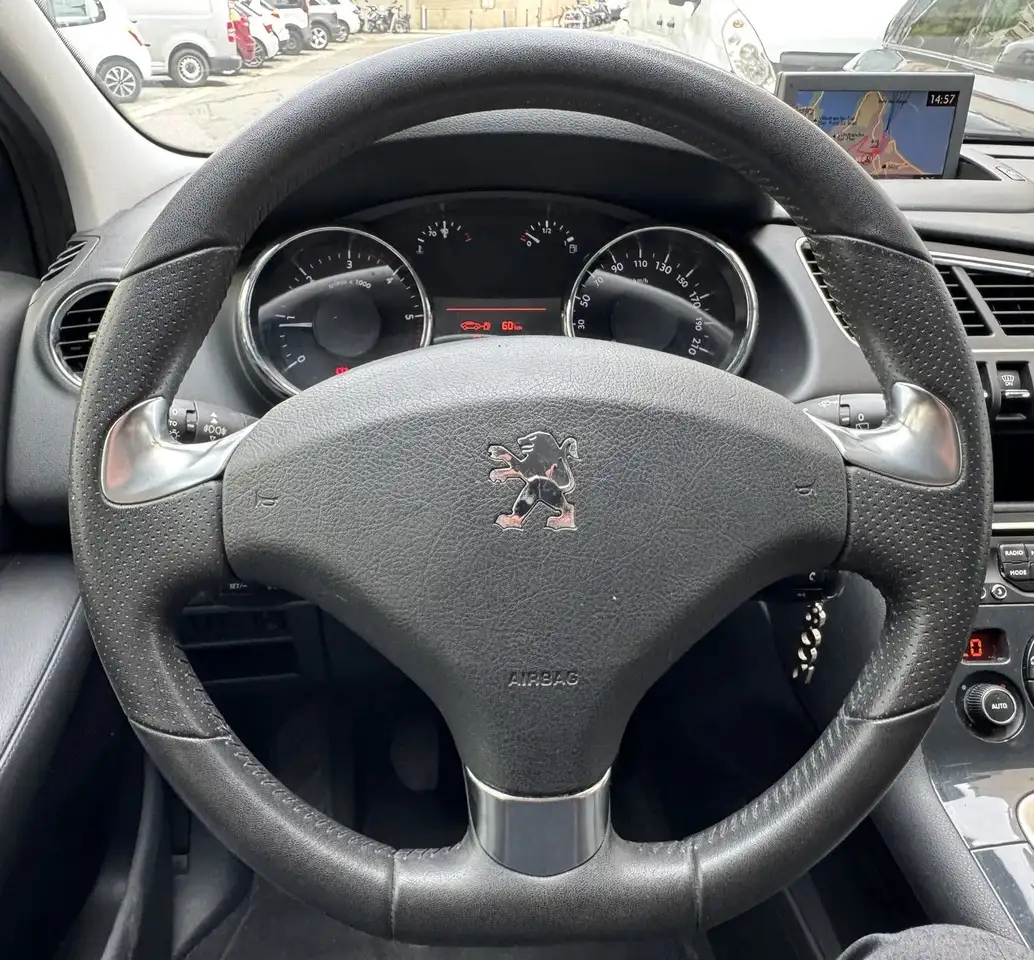Peugeot 3008 3008 — photo 40