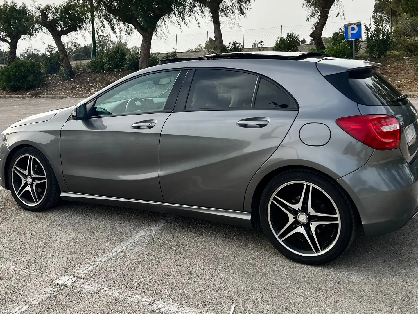 Mercedes-Benz A 180 A 180 cdi (be) Sport Grigio - 2