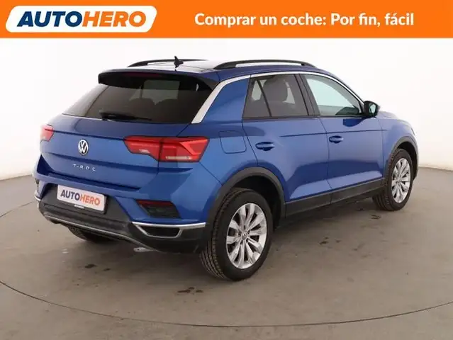 Volkswagen T-Roc view 6