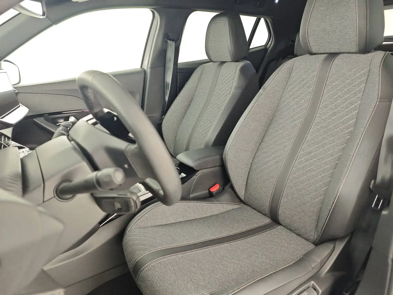 Peugeot 2008 1.2 puretech Allure s, миниатюра 9