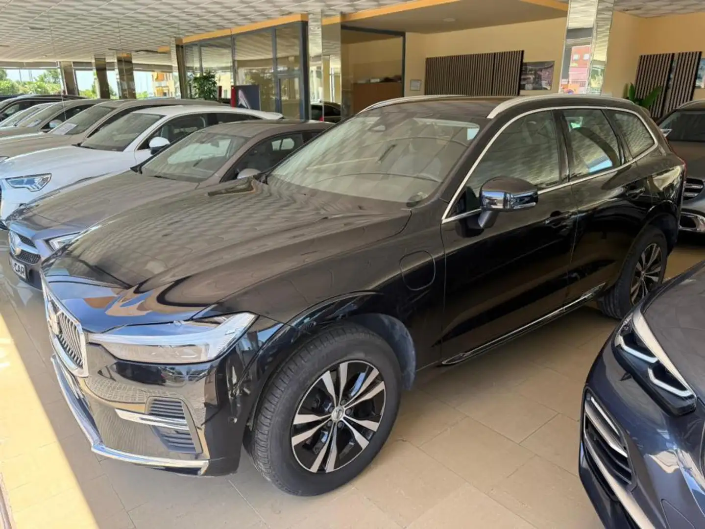 Volvo XC60 T6 Recharge Inscription Negro - 1