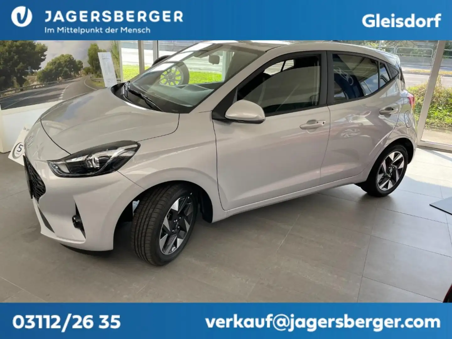 Hyundai i10 1,2 Trend Line Aut. Grau - 1