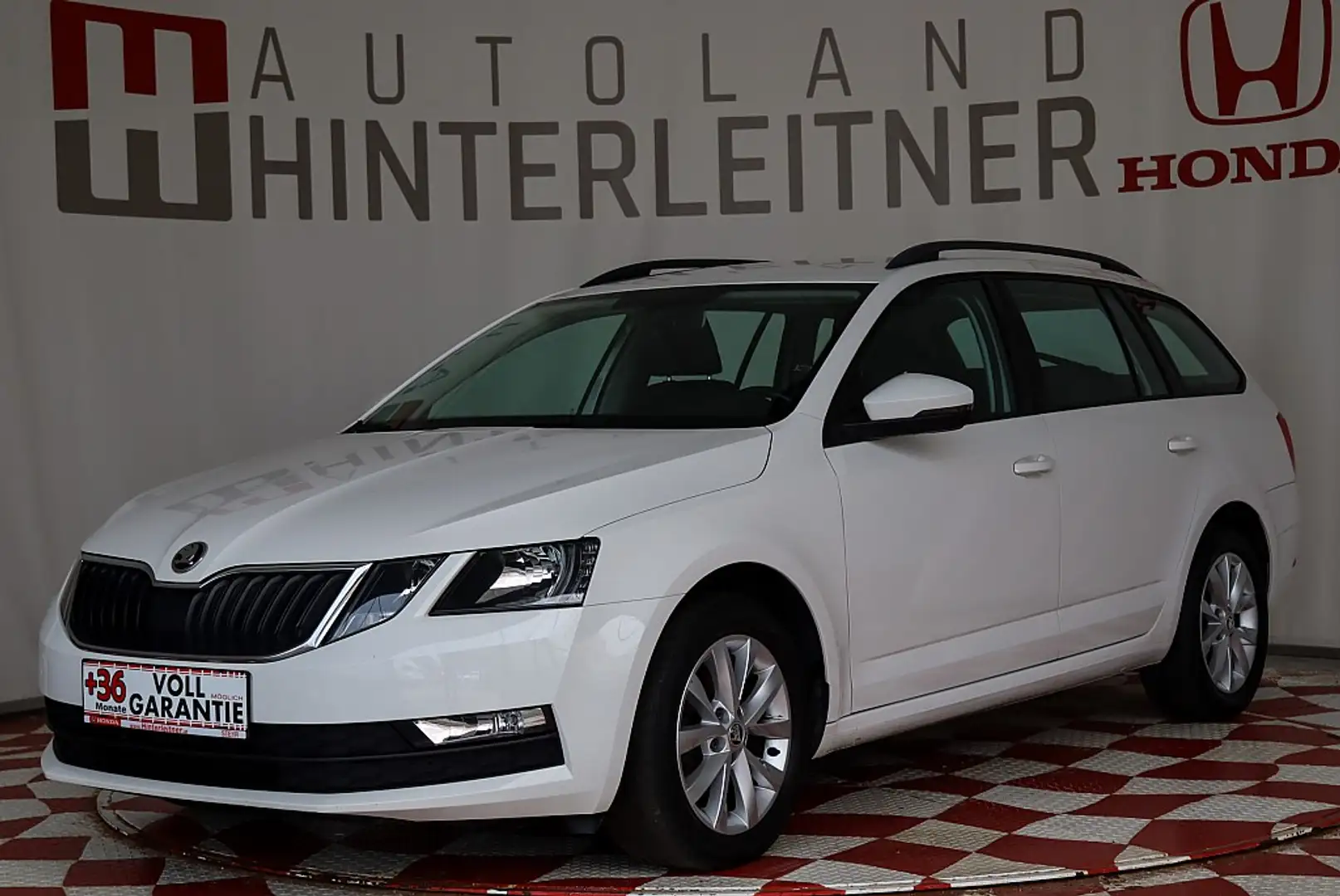 Skoda Octavia TDI Limited NAVI WINTERPAKET Blanc - 1