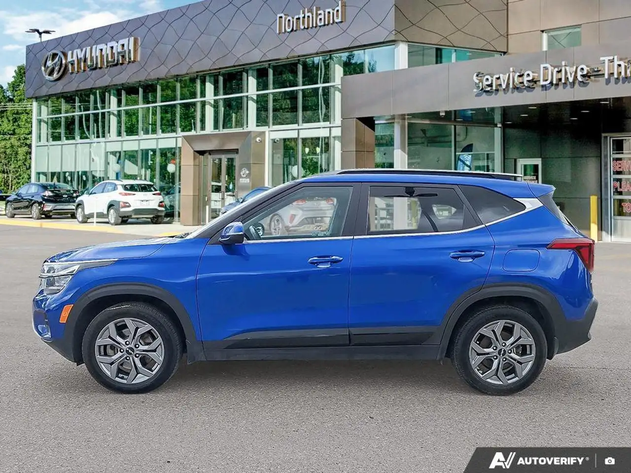 Kia Seltos снимка Kia Seltos