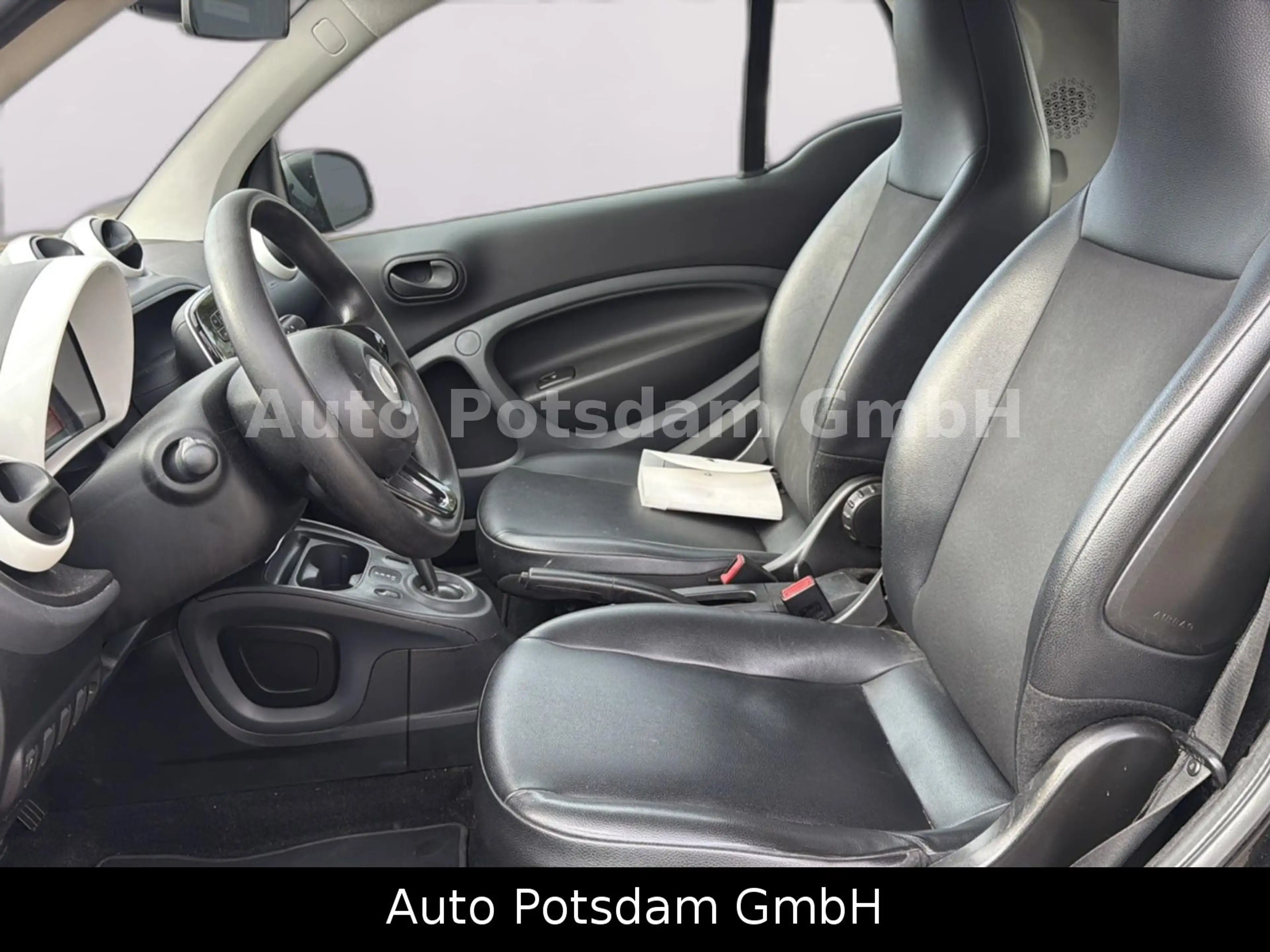 smart forTwo coupe Automatik 52 kW — photo 11