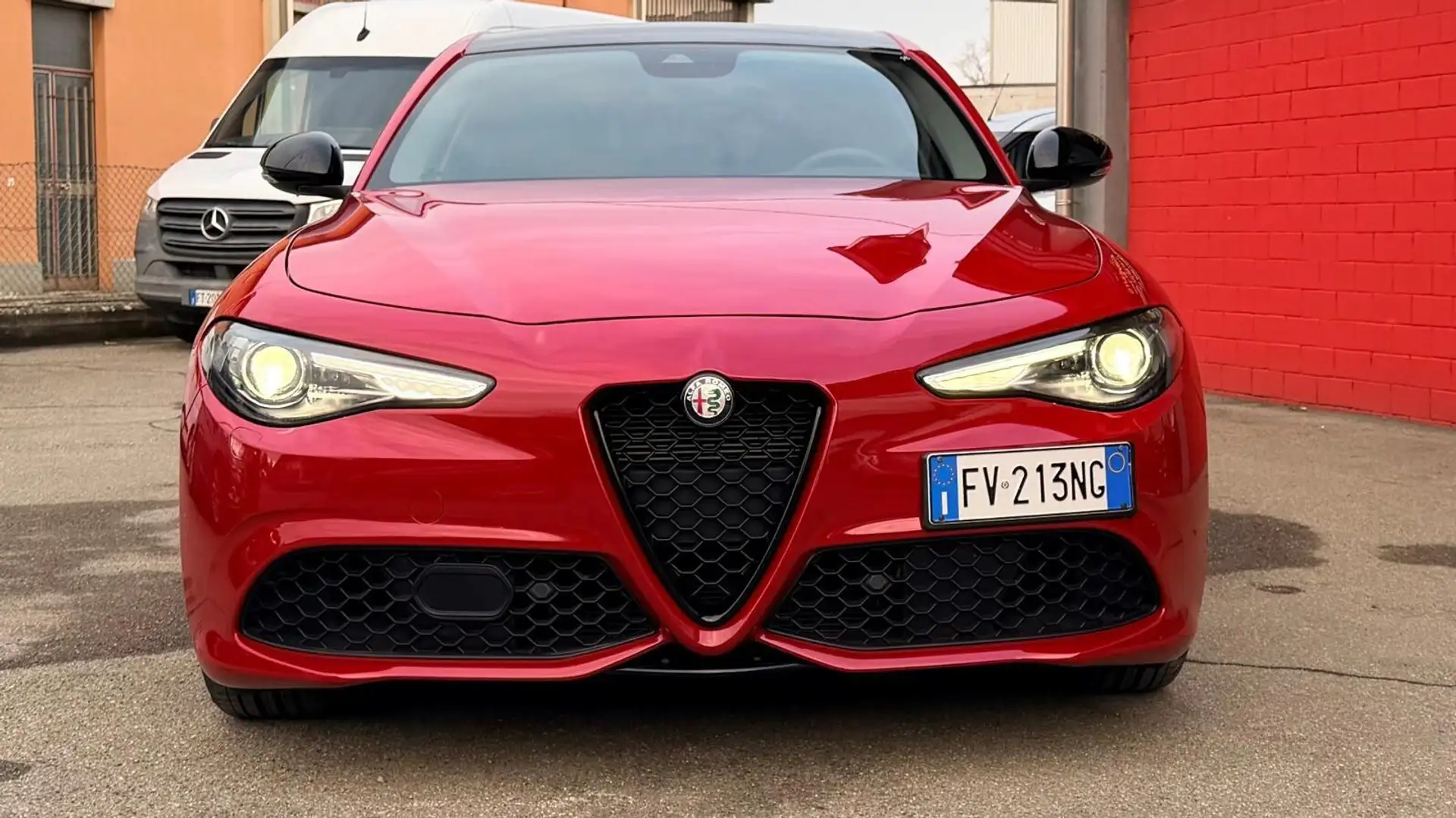 Alfa Romeo Giulia Giulia 2.2 Turbodiesel 210 CV AT8 AWD Q4 Veloce Rojo - 2