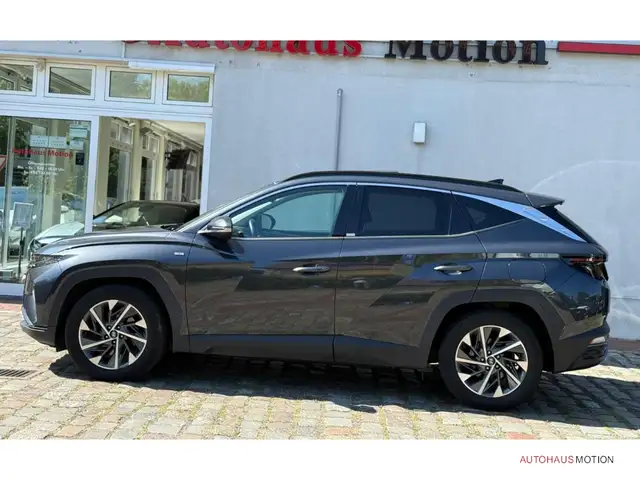 Hyundai Tucson view 8