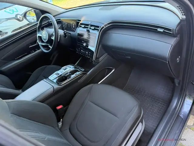 Hyundai Tucson view 13
