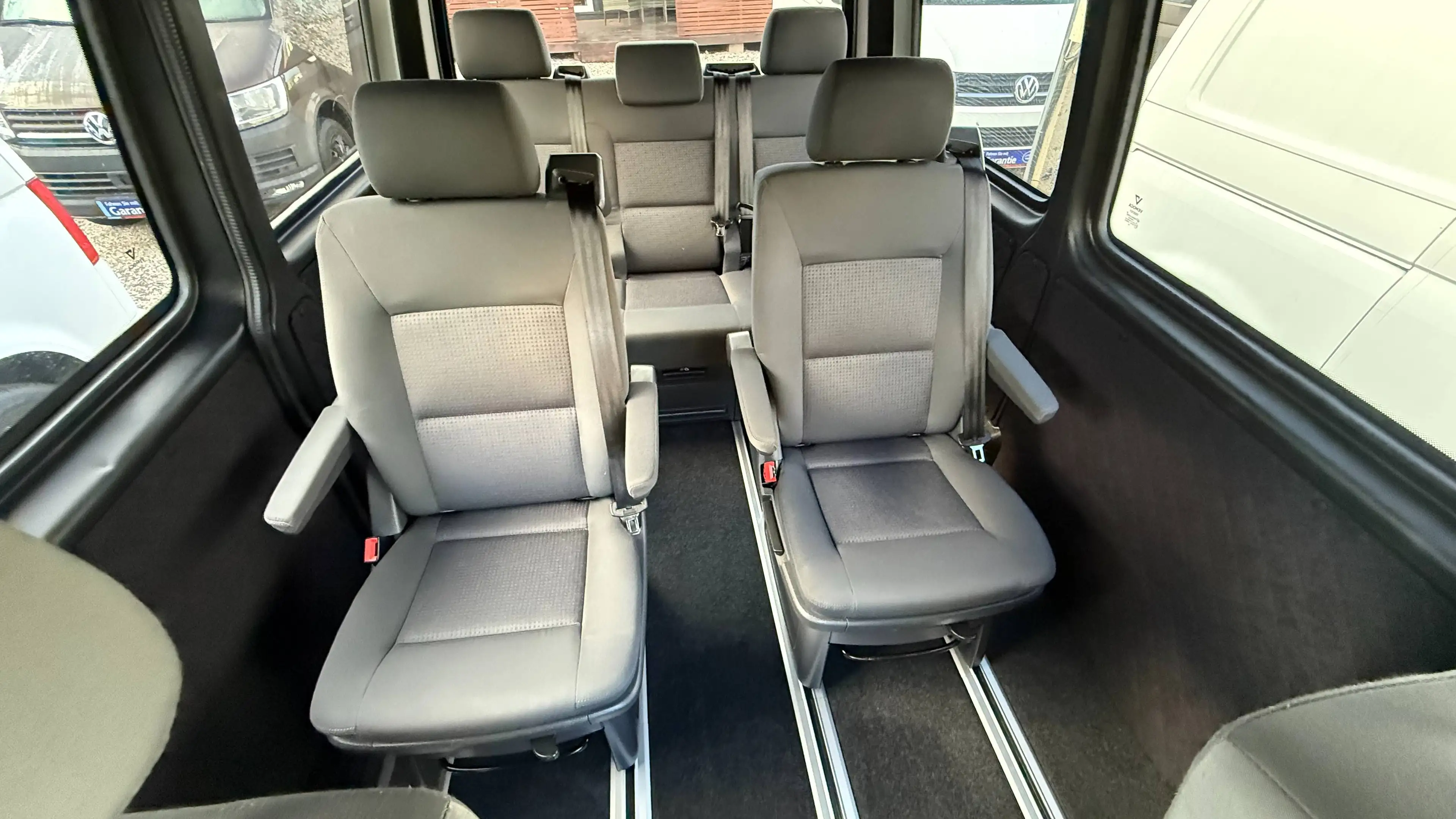 Volkswagen T6.1 Multivan *150PS *7/8-SITZER *KLIMAHIMMEL *INSP.+TÜV NEU — photo 14