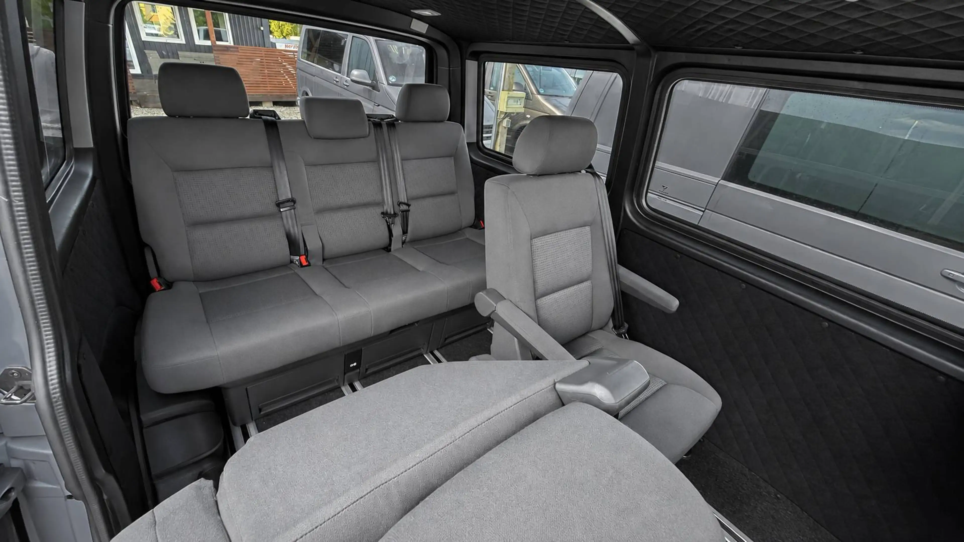 Volkswagen T6.1 Multivan *150PS *7/8-SITZER *KLIMAHIMMEL *INSP.+TÜV NEU — photo 13