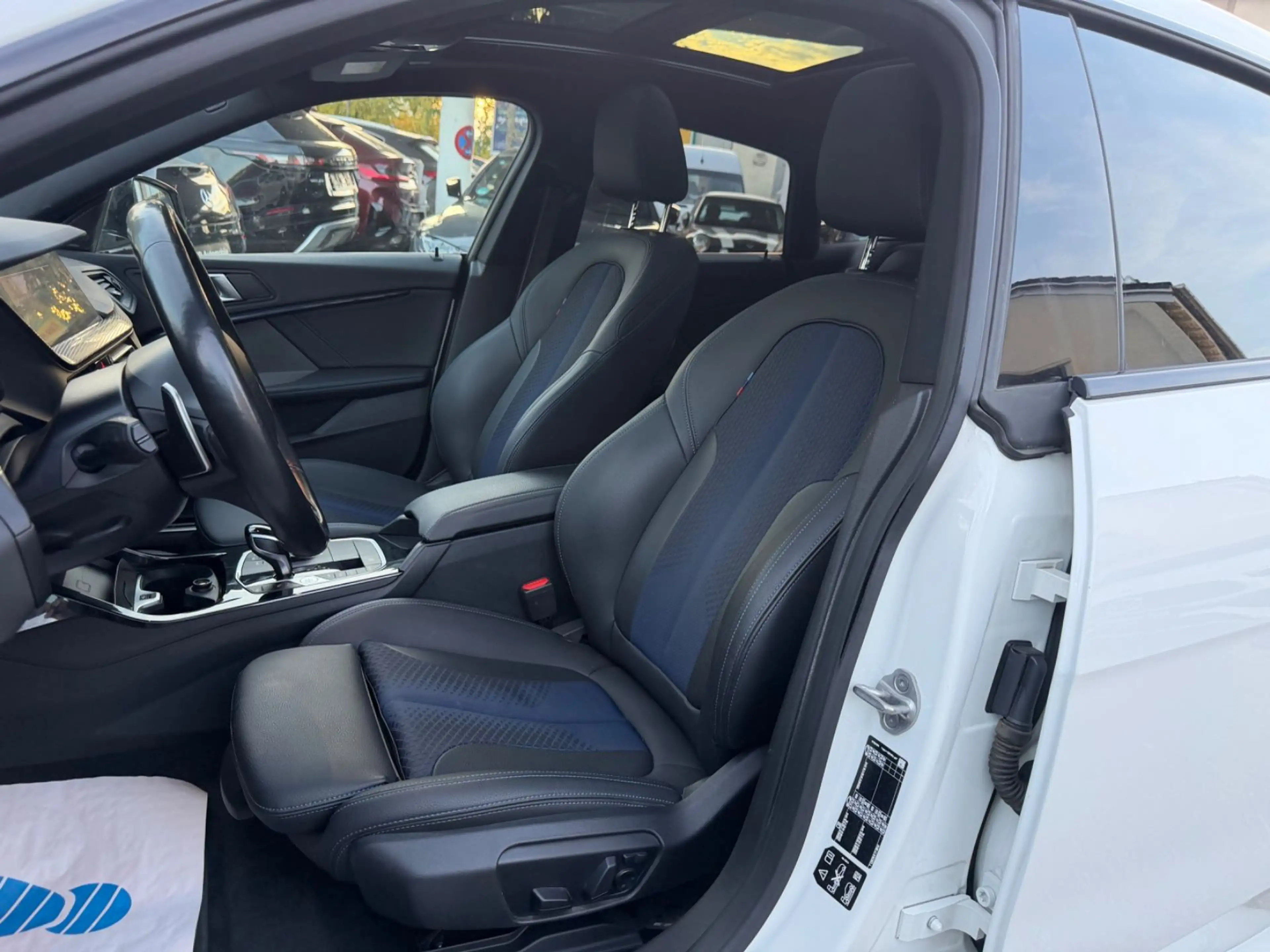 BMW 220 220d xDrive Gran Coupé*M SPORT*ACC*PANO*HUD*LED* — photo 9