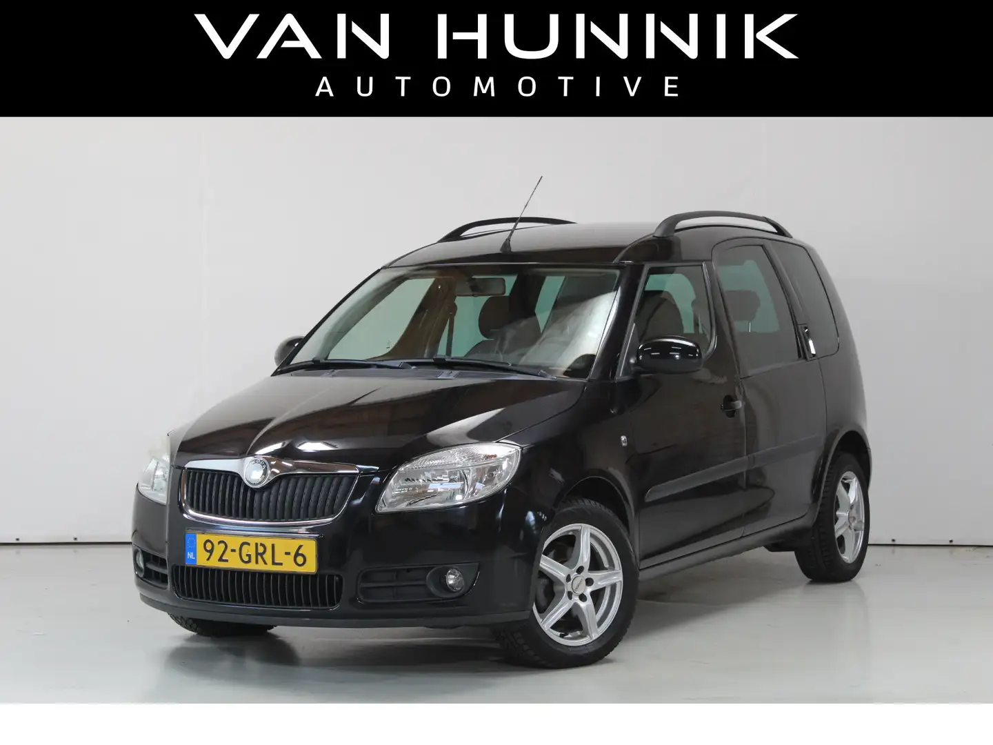 Skoda Roomster 1.4-16V Ambiente | Cruise | Trekhaak | Airco Zwart - 1