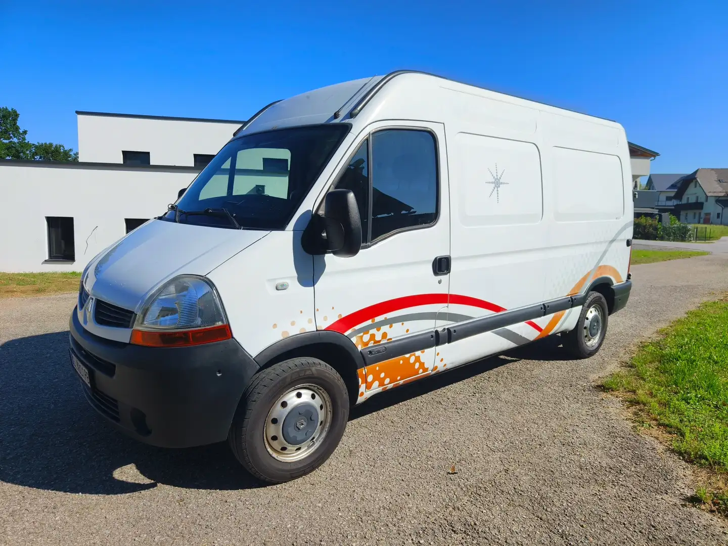 Renault Master Robuster 2,5L Motor Weiß - 1